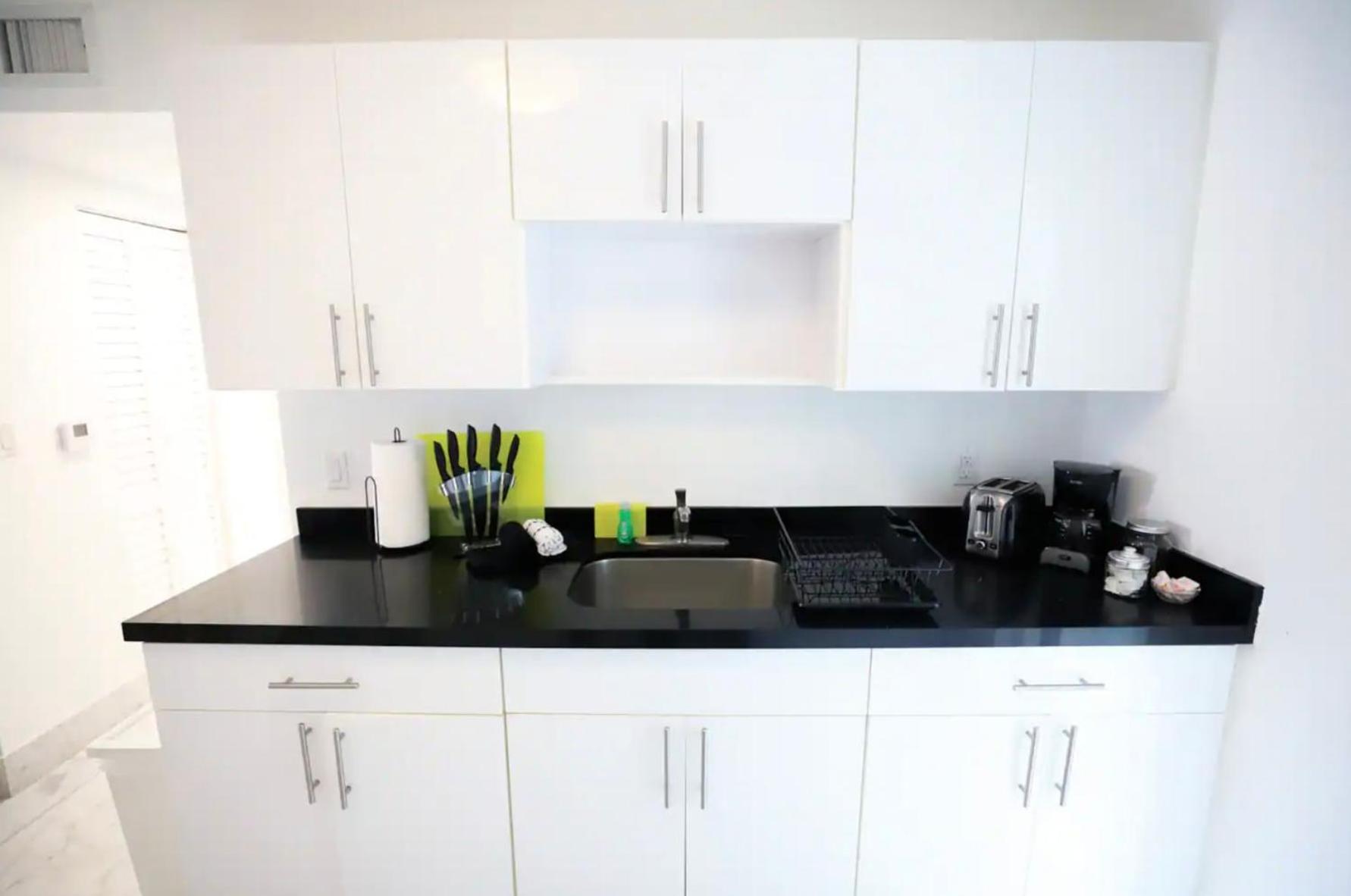 South Beach 2 Bedroom Family & Pet Friendly Apartment With Balcony & Free Parking Miami Beach Ngoại thất bức ảnh
